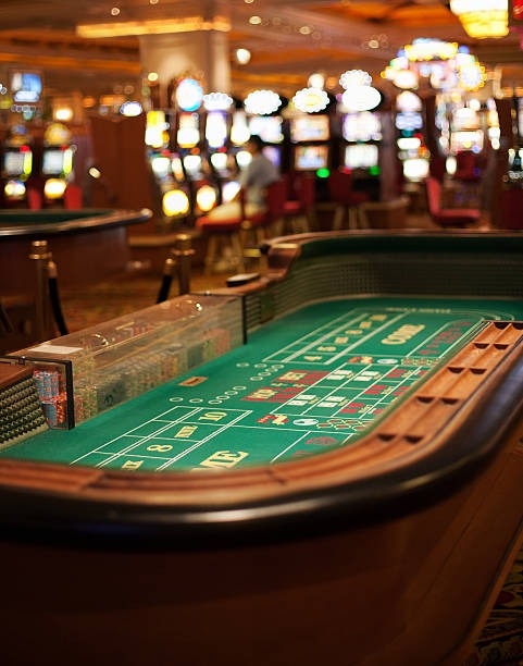 bpjs77 live-dealer blackjack studio displayed on mobile screen